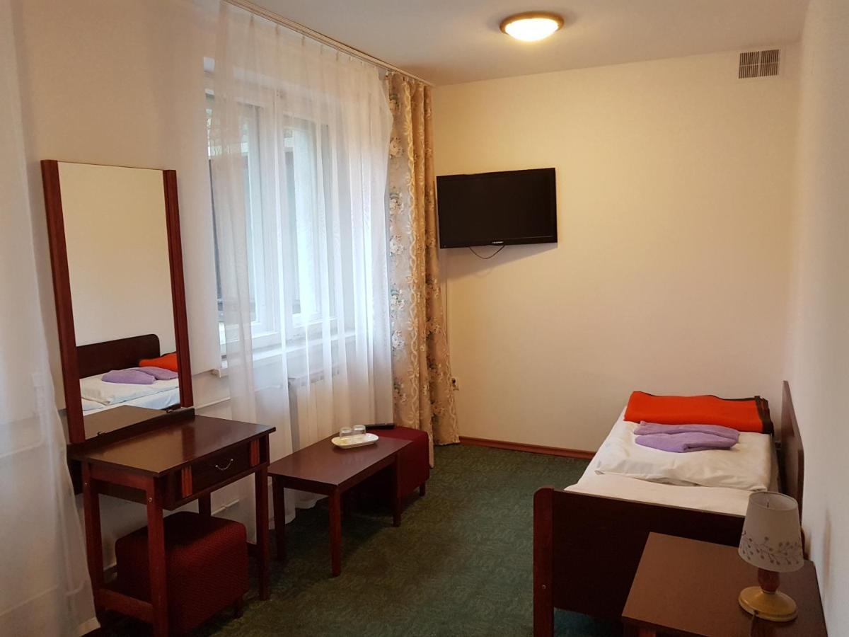 Zajazd Turystyczny Hetman Augustów Esterno foto