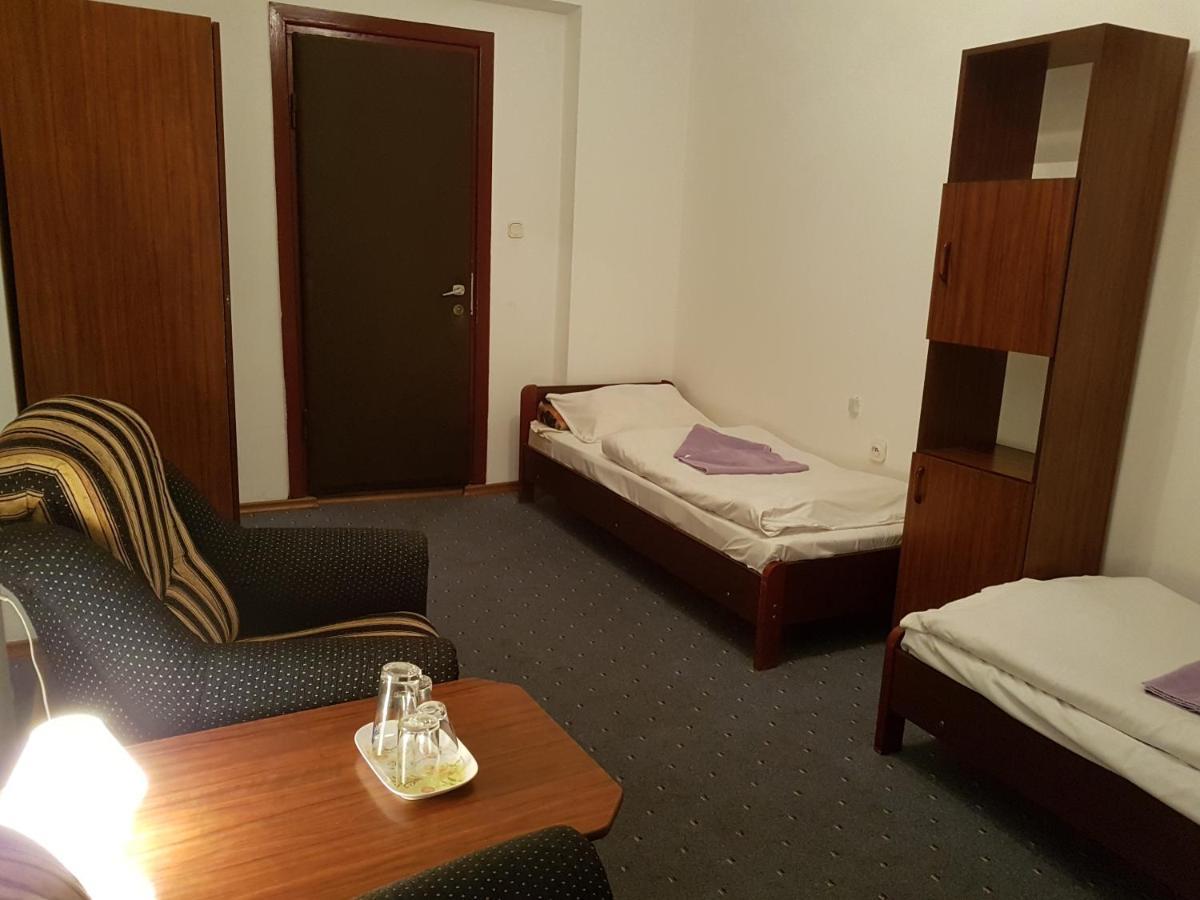 Zajazd Turystyczny Hetman Augustów Esterno foto